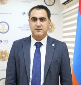 Արթուր Ասլանյան