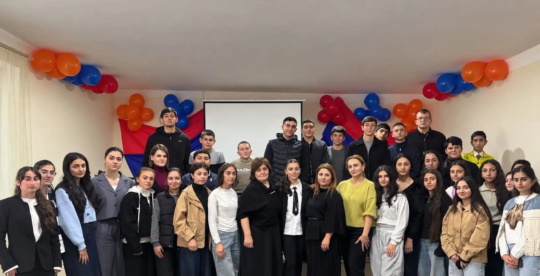 Մարդու իրավունքների պաշտպանի ներկայացուցիչն այցելել է Շիրակի մարզի «Առափի միջնակարգ դպրոց»